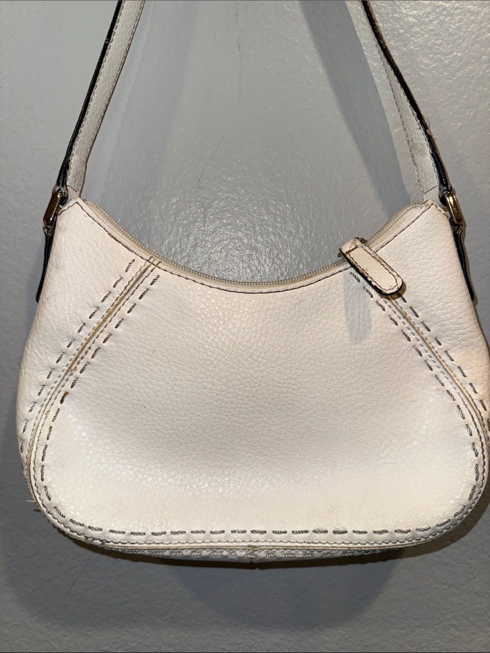 Liz Claiborne white Cream Shoulder Bag - Picture 4 of 9